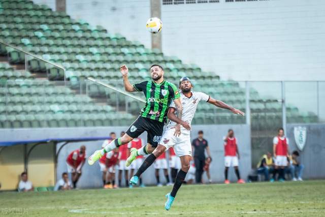 周琦11分首钢不敌广厦 王哲林18+15上海胜北控